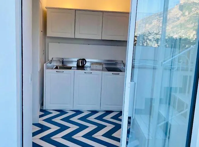 Diamond Luxury Πανσιόν