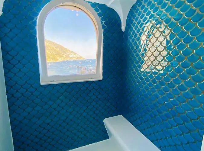 Diamond Luxury Πανσιόν 4*